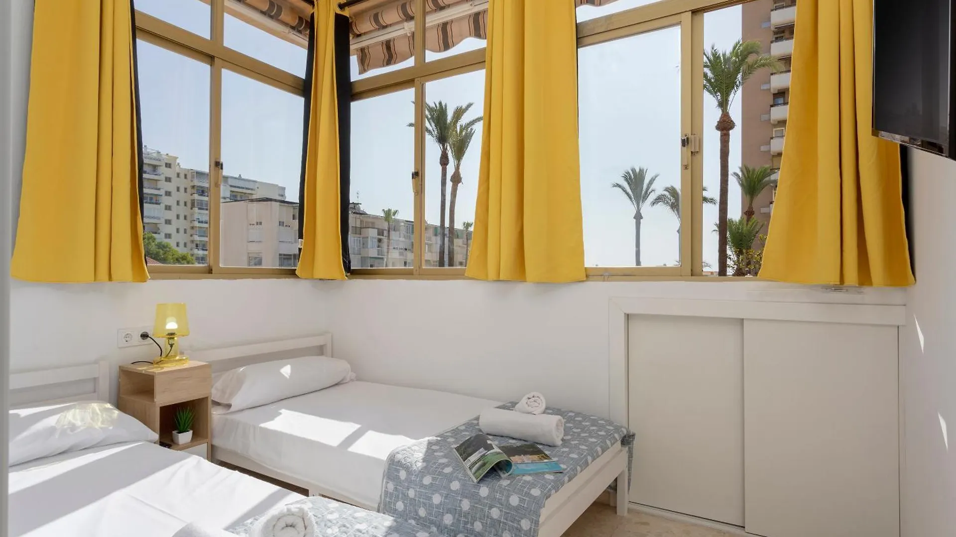 Sunstay Cosy Flat II Carlota Beach トレモリノス